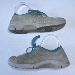 Dansko Womens Size 38 7.5 - 8 Gray Elise Sneakers Comfort Slip Resistant Suede